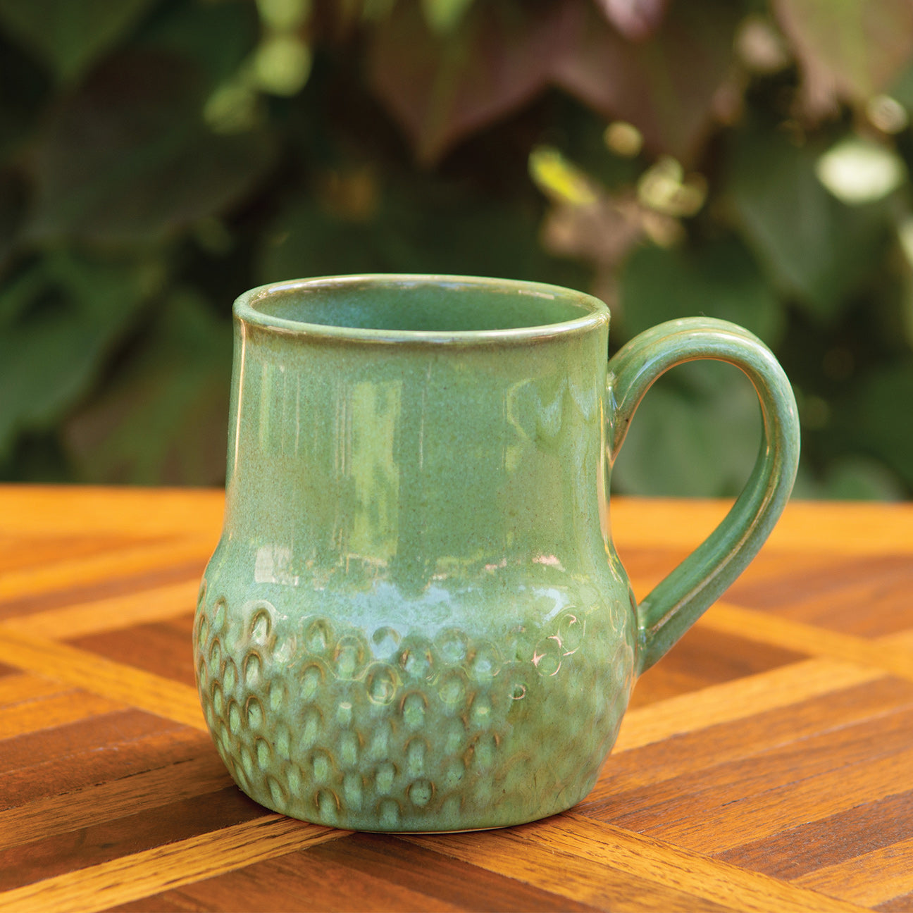 15oz Olan's Green Spot Mug - Stylish and Unique Design for Your Beverage Enjoyment
