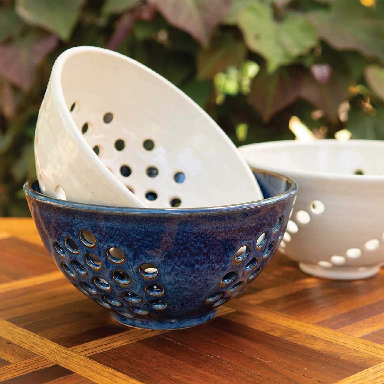 8” Spiral Cream Colored Strainer