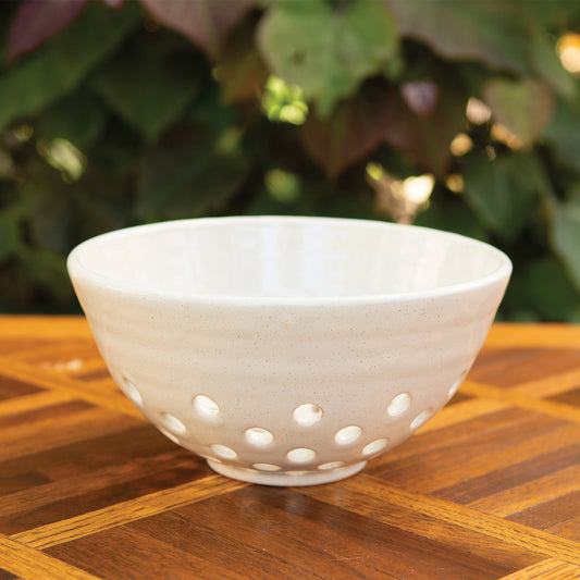8” Creamy Low Drain Collander